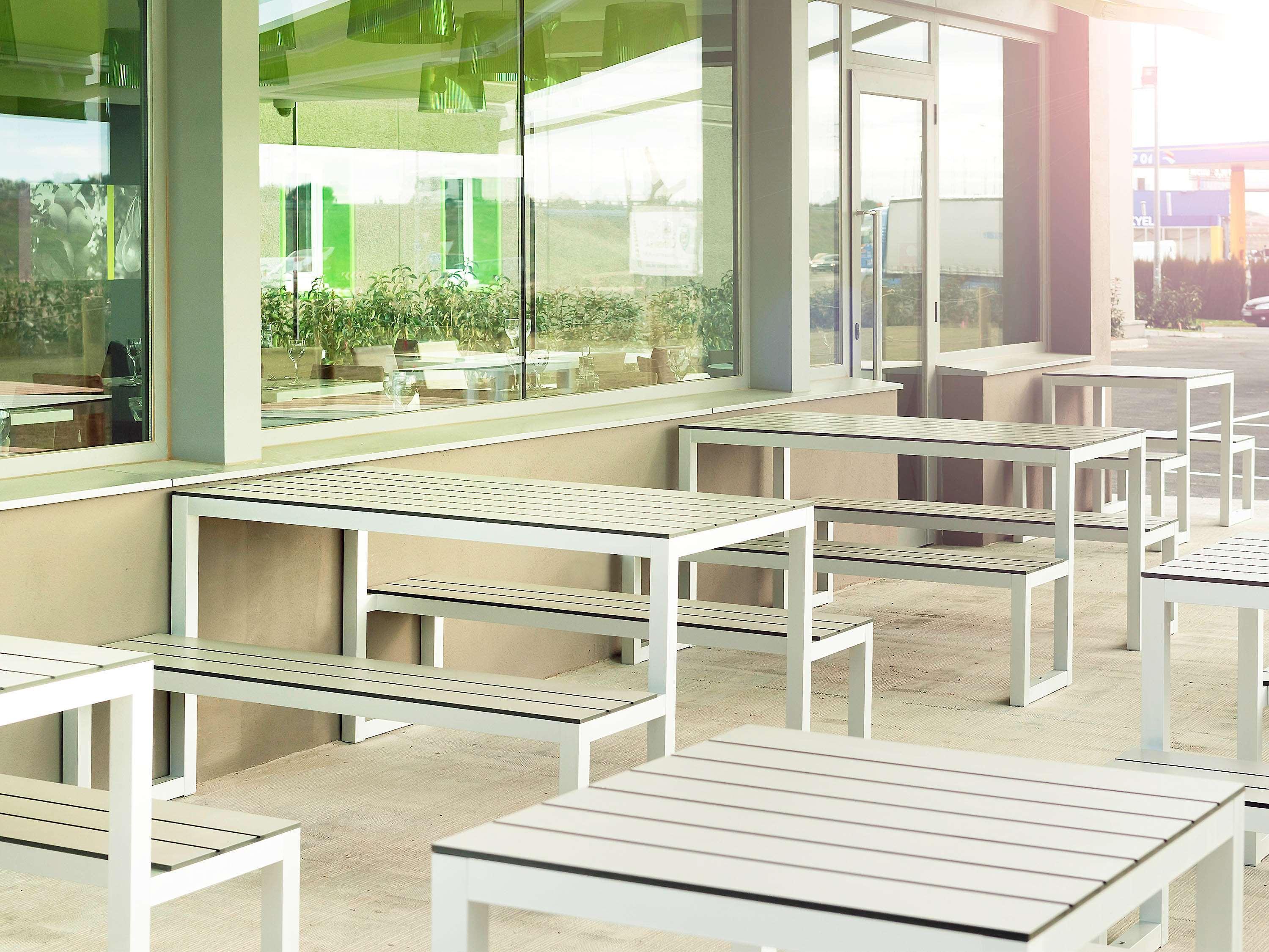 Hotel Ibis Styles Lleida Torrefarrera エクステリア 写真