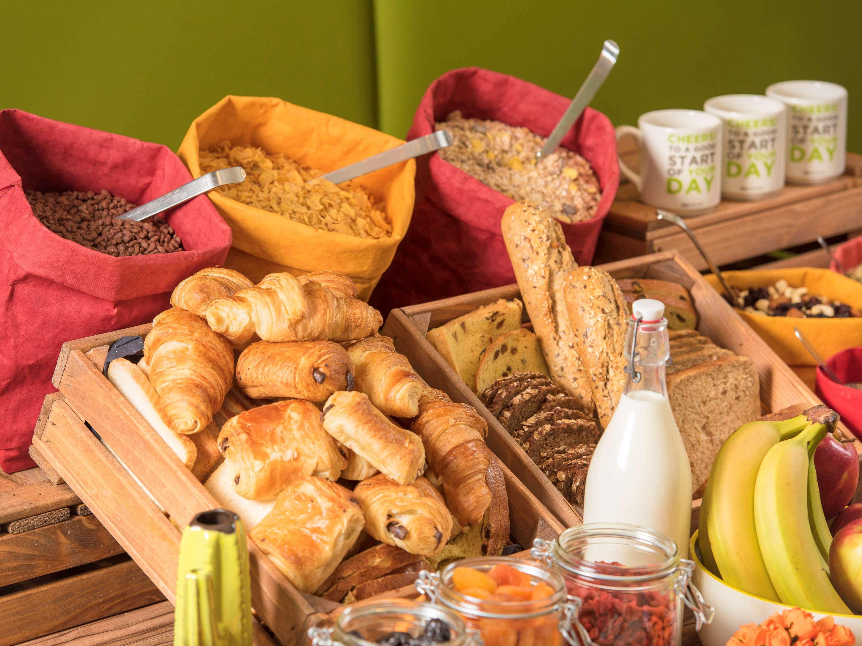 Hotel Ibis Styles Lleida Torrefarrera エクステリア 写真