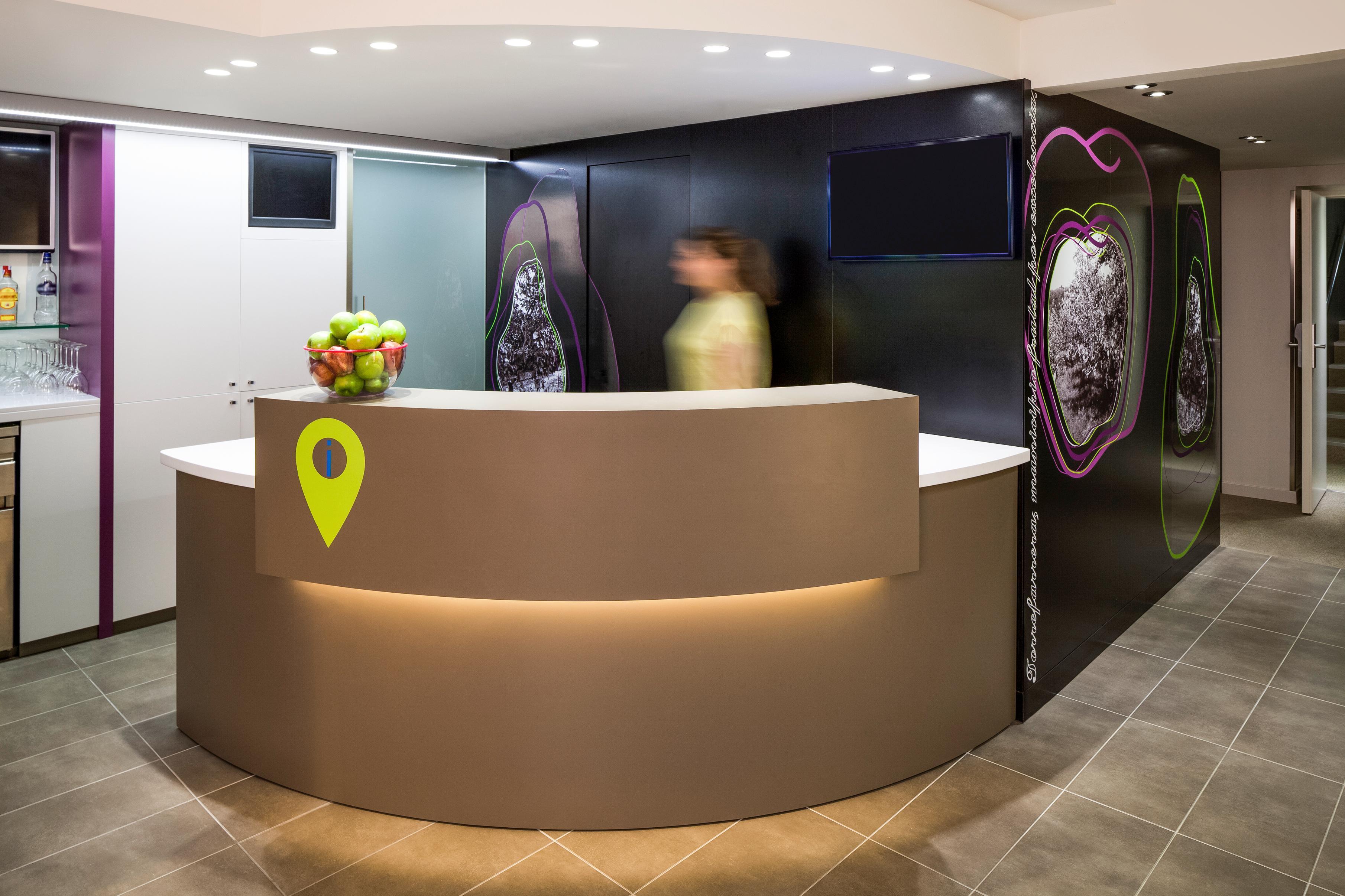 Hotel Ibis Styles Lleida Torrefarrera エクステリア 写真
